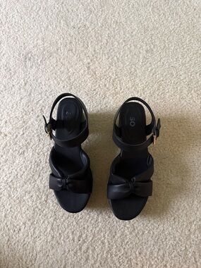 SO Black Women's Bow Ankle-Strap Sandals